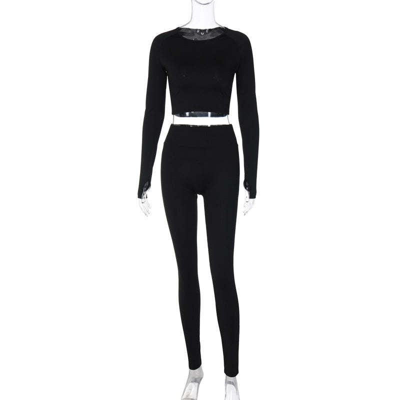 Dame Sporty sæt bestående af langærmet top og leggings med høj talje og figursyet pasform Stilla