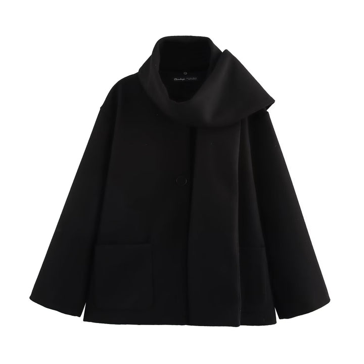 Dame skulderfri uld-overlay med elegante knapdetaljer Stilla