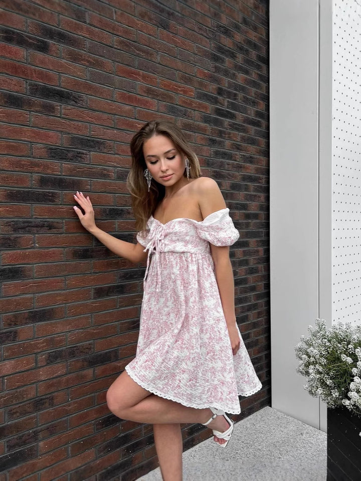 Dame Off-Shoulder Kjole med legende snøring og elegante volanter Stilla