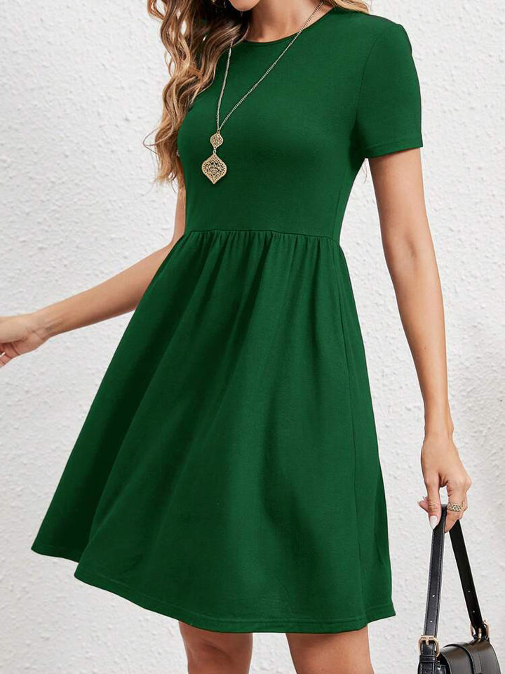 Dame fritidskjole med taljering og elegant skirt Stilla