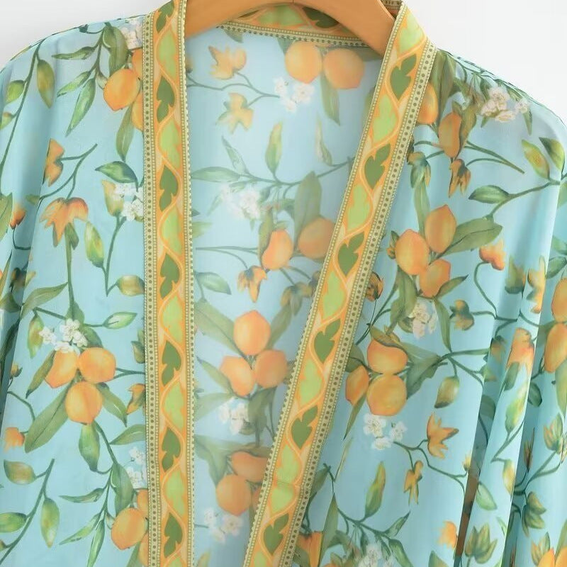 Dame kimono-jakke med blomsterdesign og lette ærmer Stilla