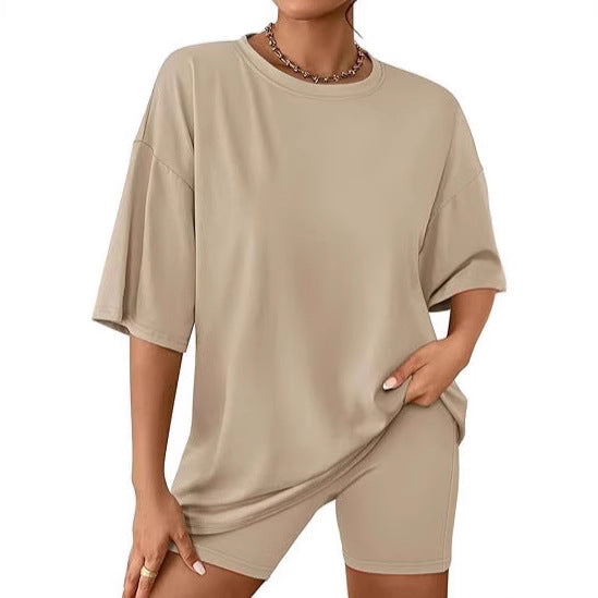 Dame afslappet sæt bestående af T-shirt og shorts Stilla