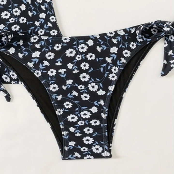 Dame one-piece badedragt med florale accenter Skovae