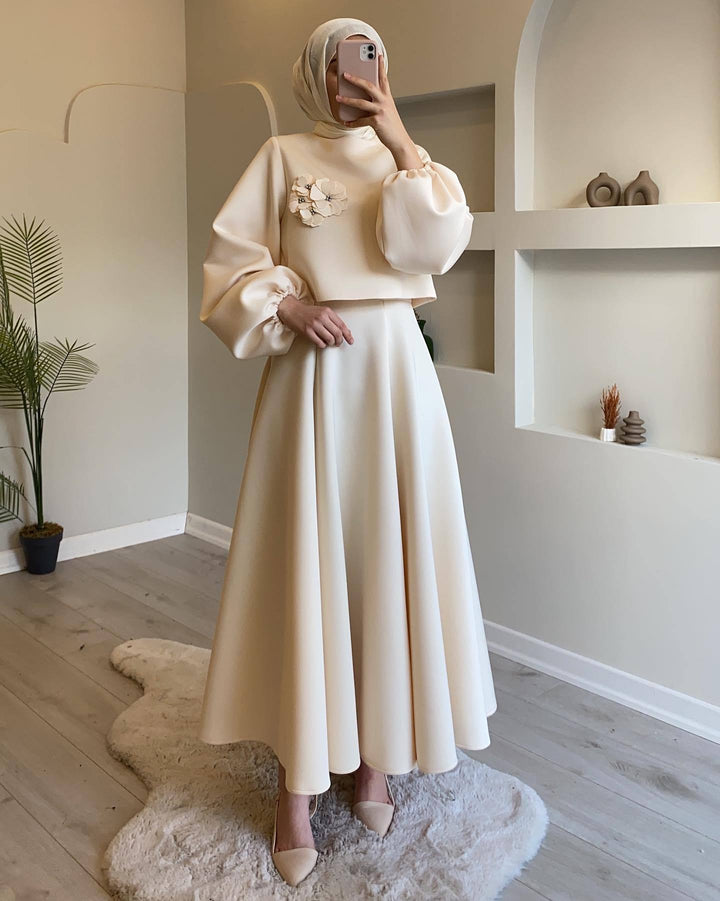 Dame Elegant Maxikjole med puffærmer og floralt detalje Stilla