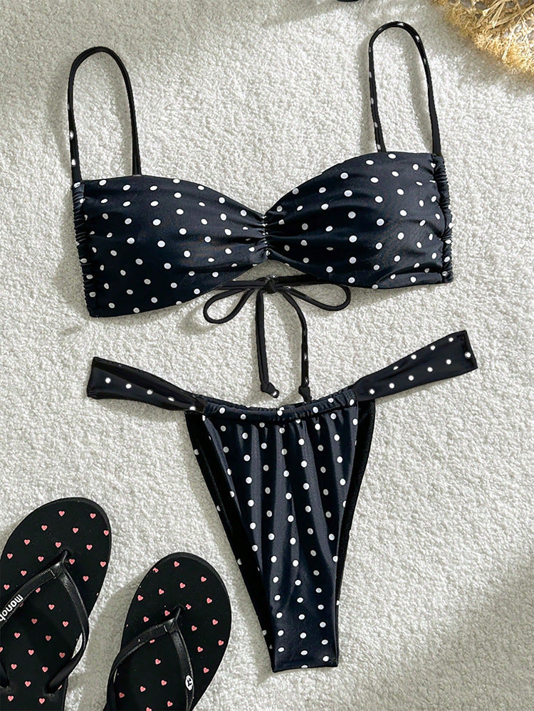 Dame triangel-bikini med elastiske stropper og knude-detalje Skovae