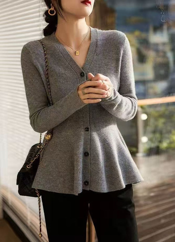 Damernes elegante cardigan med fitted form Stilla