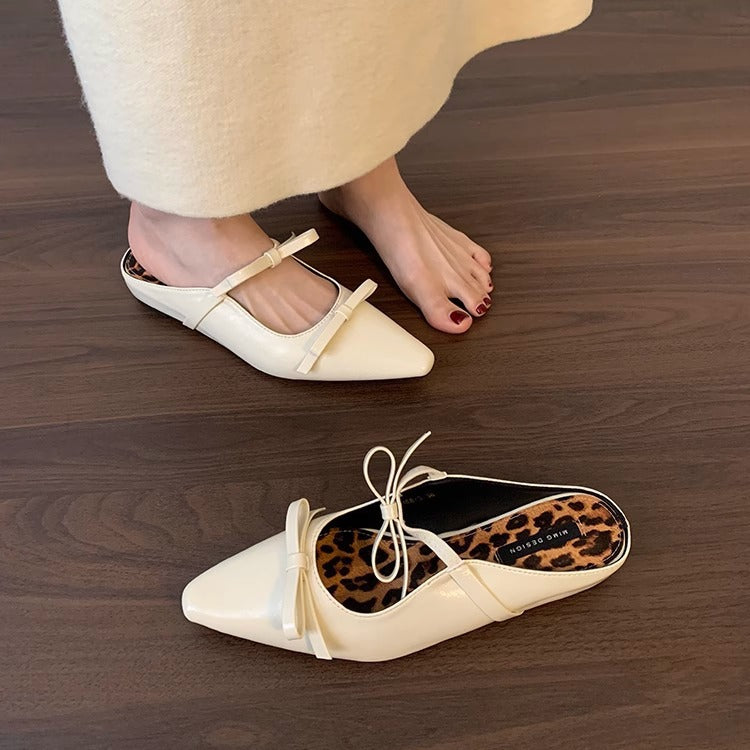 Dame spids-tå slip-on mules med dekorativt sløjfedetalje Stilla