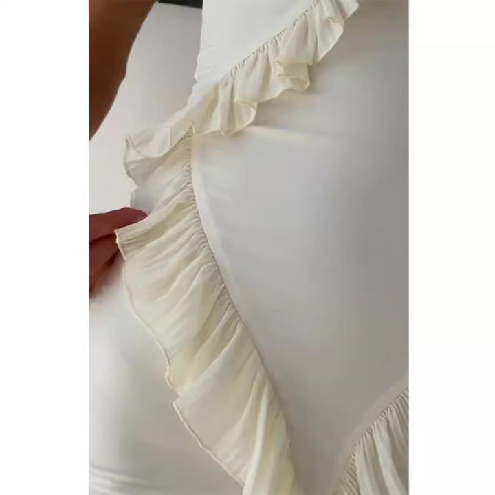 Dame Silke Maxikjole med elegante flæsedetaljer og strapless design Stilla