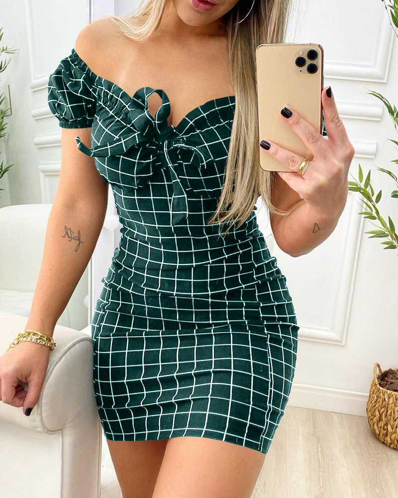 Stilla | Off Shoulder Wrap Bryst Bodycon Mini Kjole