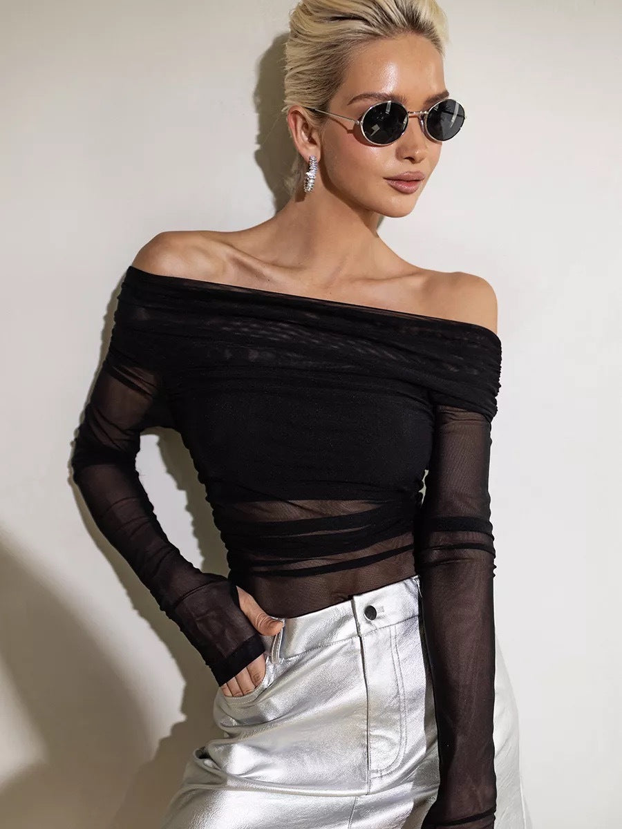 Dame Off-Shoulder Langærmet T-shirt i let gennemsigtigt stof med raffineret draperingseffekt Skovae
