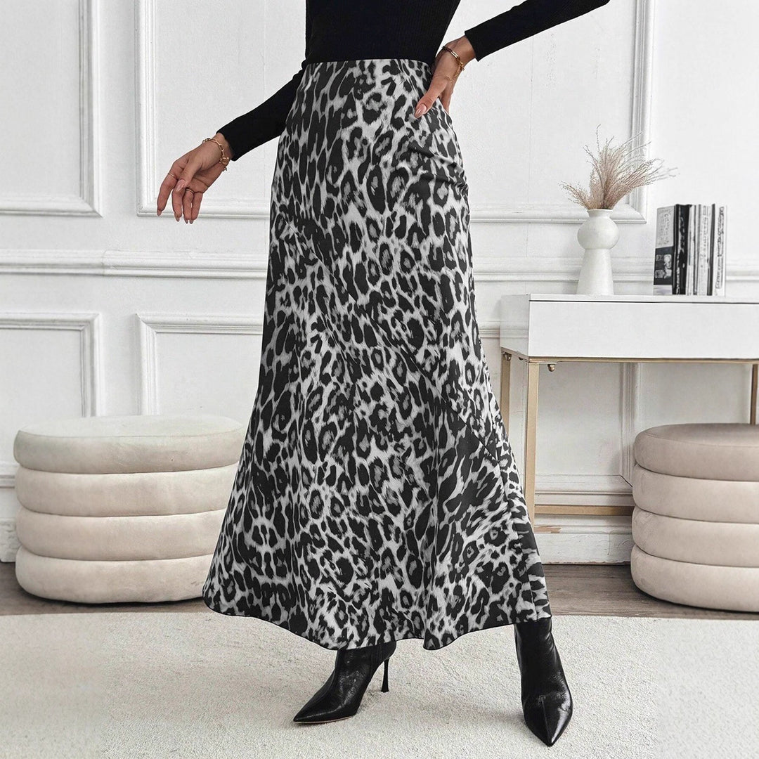 Dame maxiskørt med moderne leopardmønster Skovae