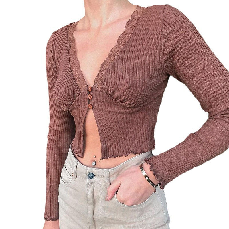 Dame Crop-top med feminin spids og knapdetaljer Skovae