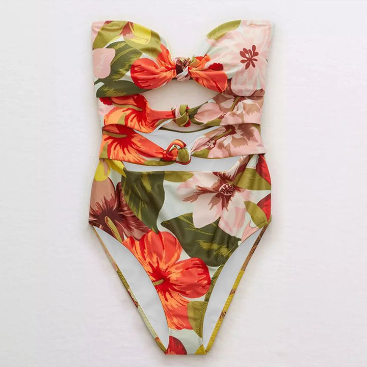 Dame Bandeau-badedragt med blomstermotiv og stilfulde snørredetaljer Stilla