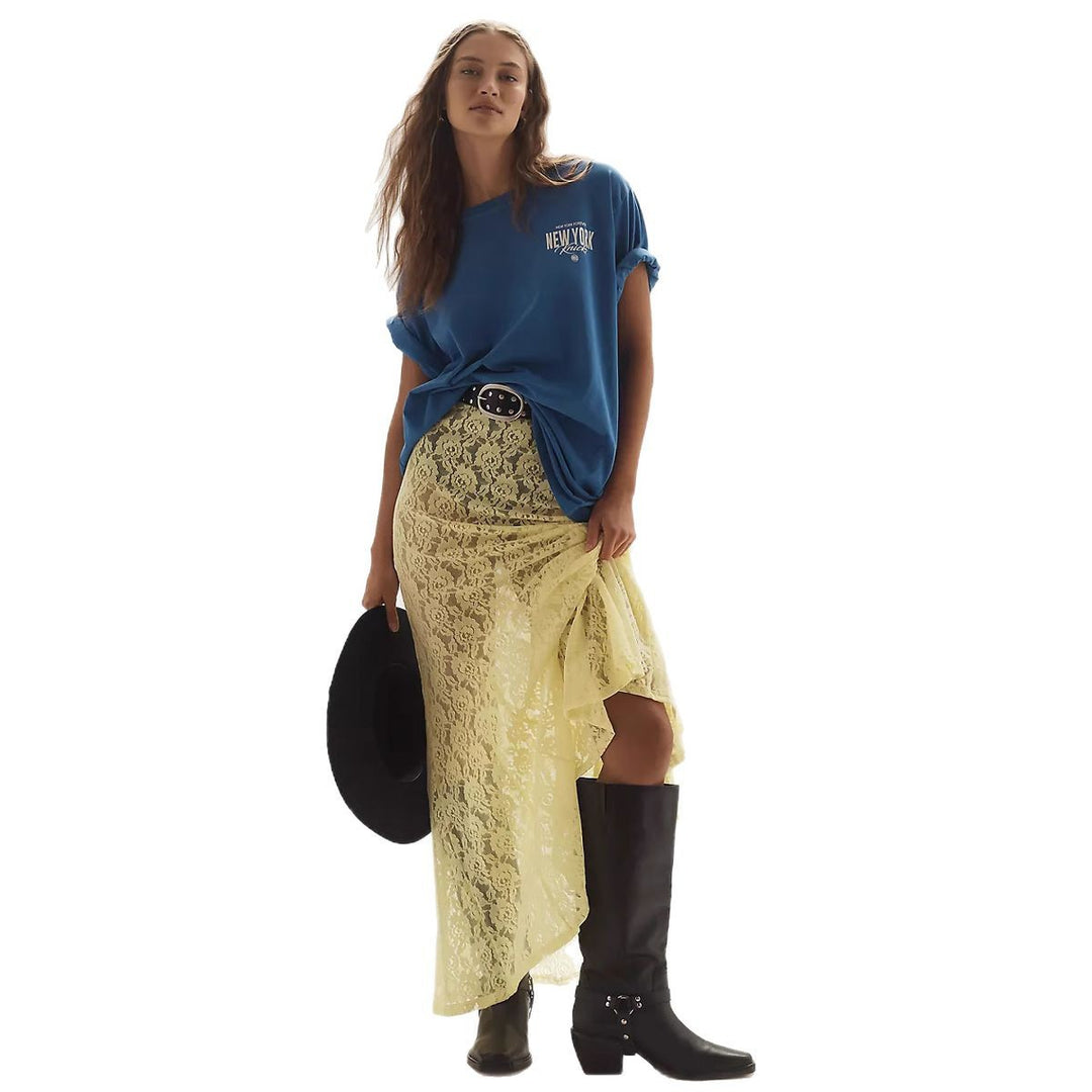 Dame afslappet T-shirt med coolt tryk og oversized skæring Skovae