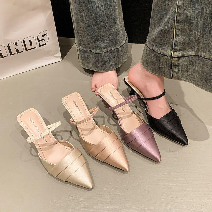 Dame spids tå Slingback-hæle med elegante stropper Stilla