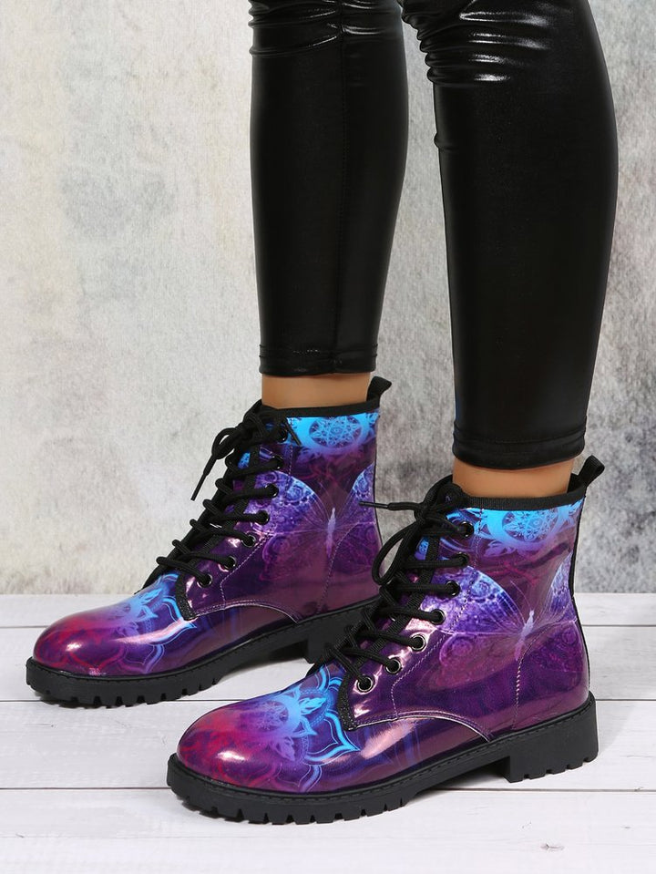 Dame højtop sneakers med iøjnefaldende sommerfugledesign og åndbart overflade Stilla