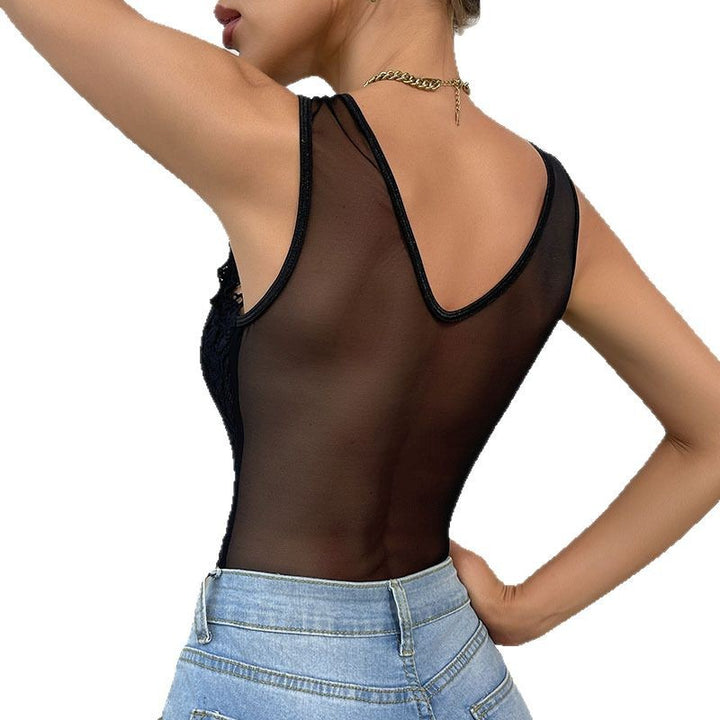 Dame blonde bodysuit med romantiske indsatser og dyb udskæring Stilla