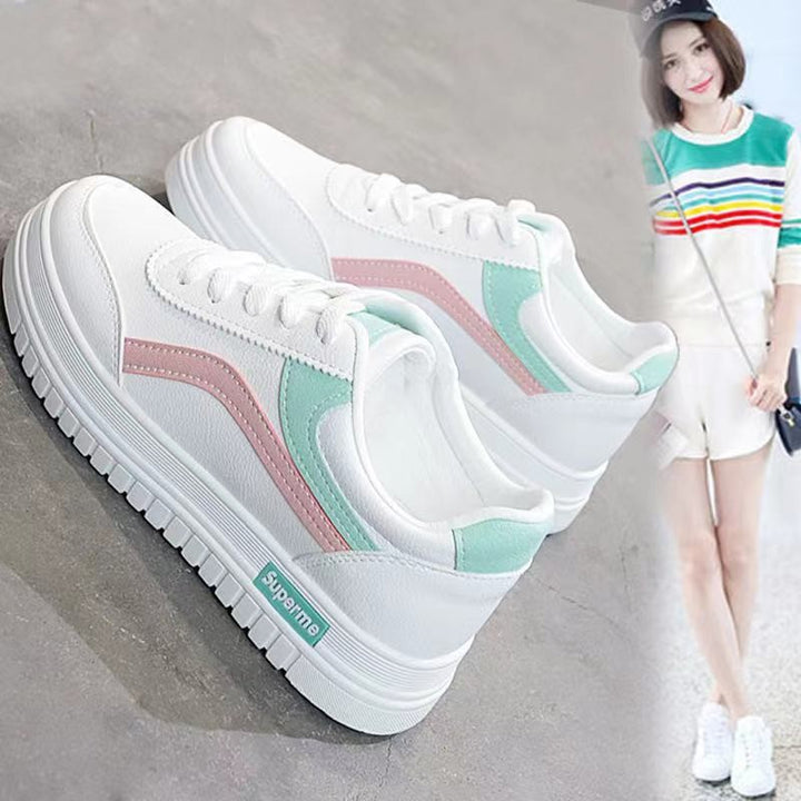 Dame mode Plateau-Sneakers med ergonomisk sål og stilfulde accentlinjer Stilla