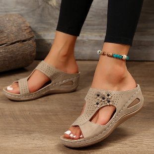 Dame mode sandaler med åndbare indsatser og skridsikker sål Stilla