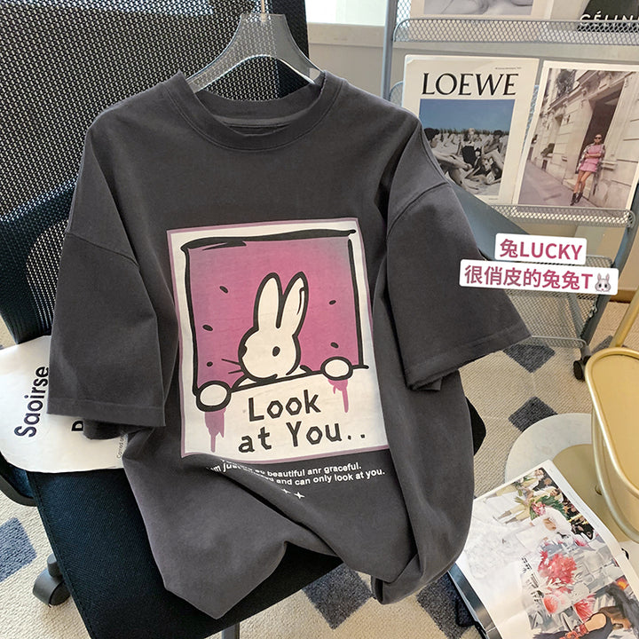 Dame T-shirt med legende kænguru motiv og kunstnerisk tryk Stilla