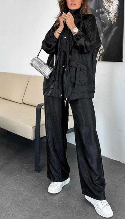 Dame Casual-Look Utility-Sæt i skinnende stof med lommer Stilla