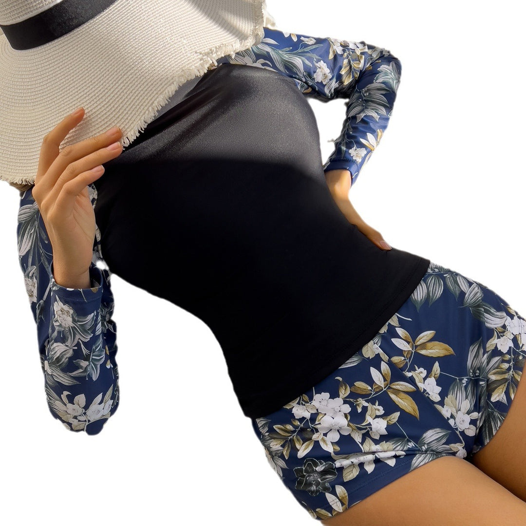 Dame badetøj sæt med blomsteragtig langærmet top og shorts Stilla