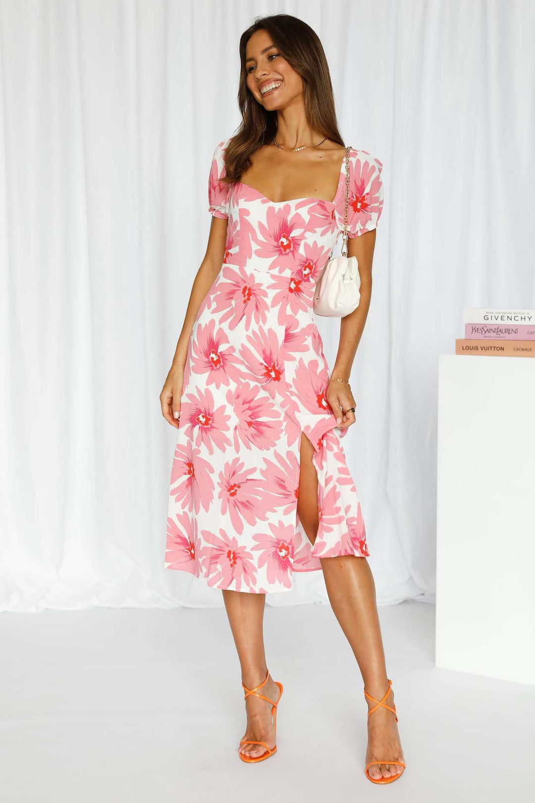 Dame Floral Print Fit and Flare Midi Kjole Stilla