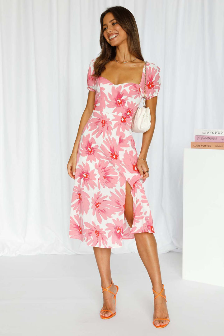 Dame Floral Print Fit and Flare Midi Kjole Stilla