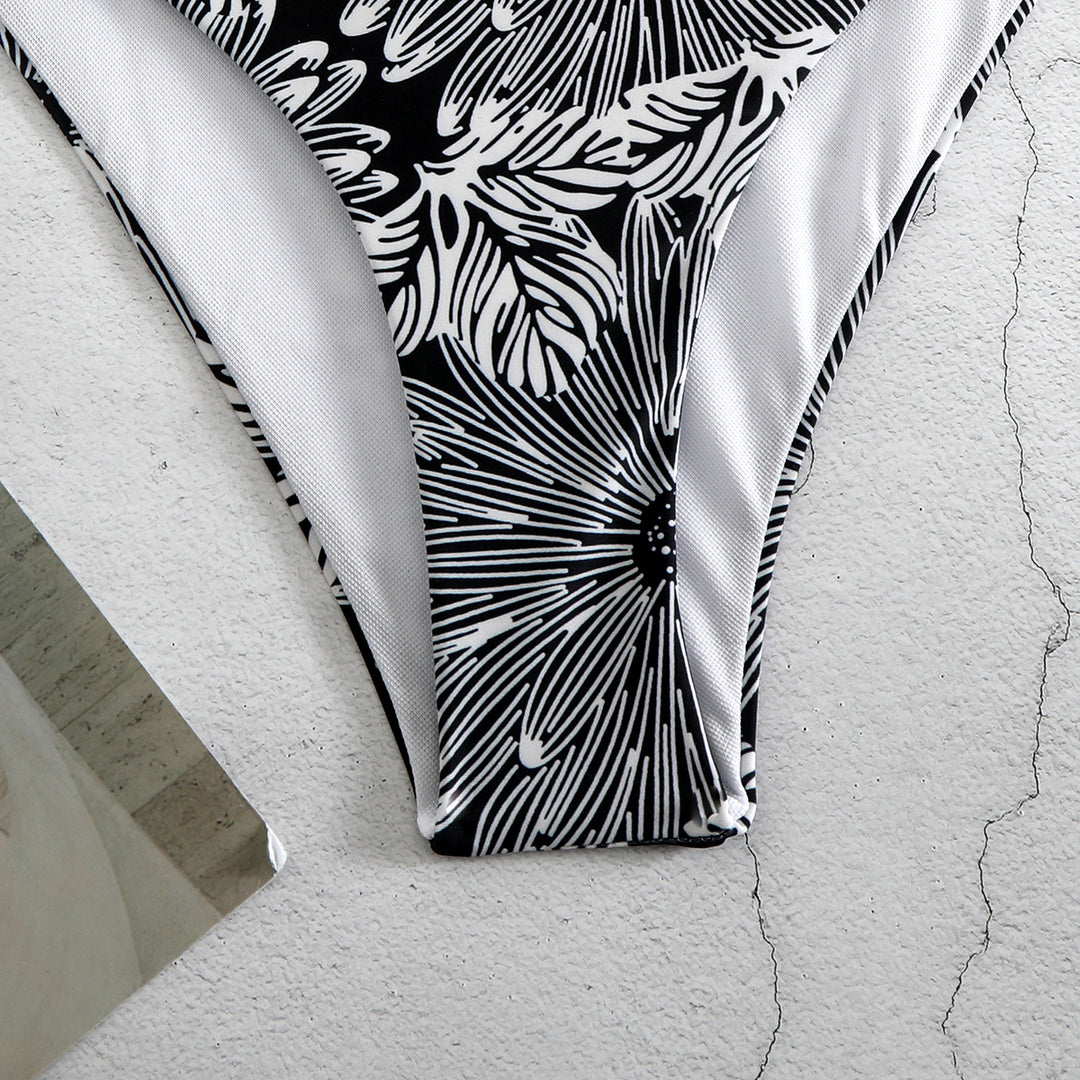 Dame Bikini-sæt med elegant snit, gyldne kædetrækkere og blomsterprint Stilla