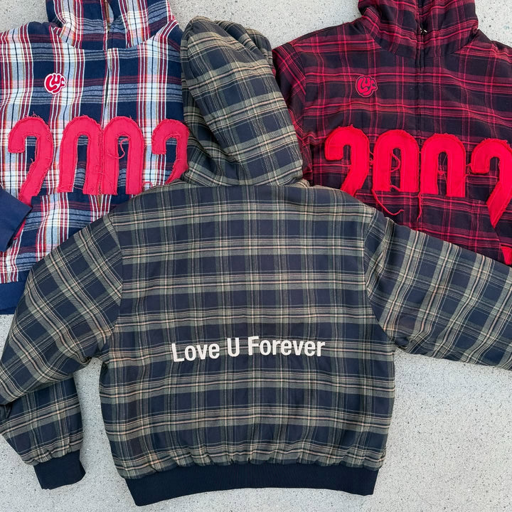 Kvinders afslappede hoodie bluse med ternet mønster og voluminøse ærmer Stilla