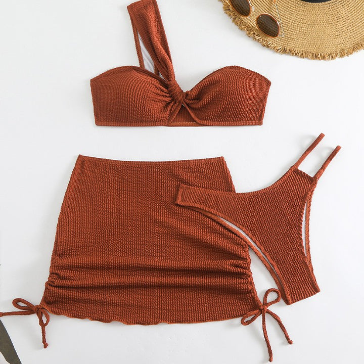 Dame bikini sæt med rynket nederdel og asymmetrisk top Stilla