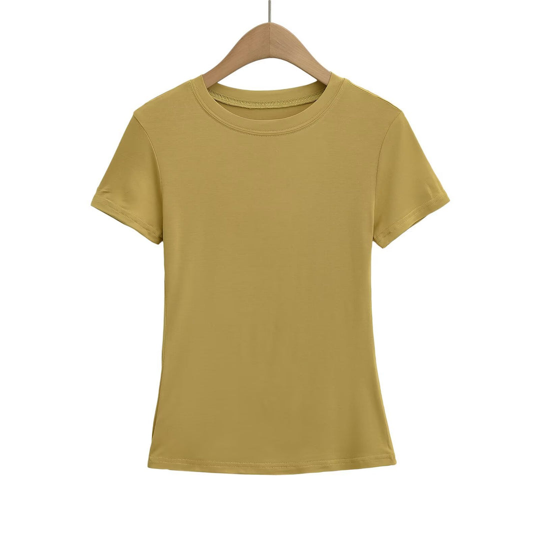 Dame Sporty T-shirt med tætsiddende snit og innovativt strækstof Stilla