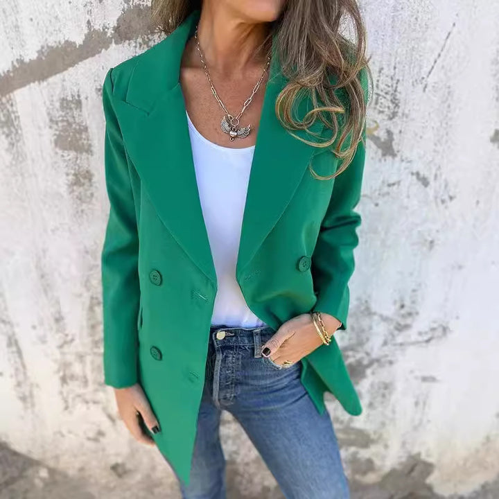 Dame Dobbelt ventileret Blazer med elegant taljering og moderne knapdetaljer Stilla