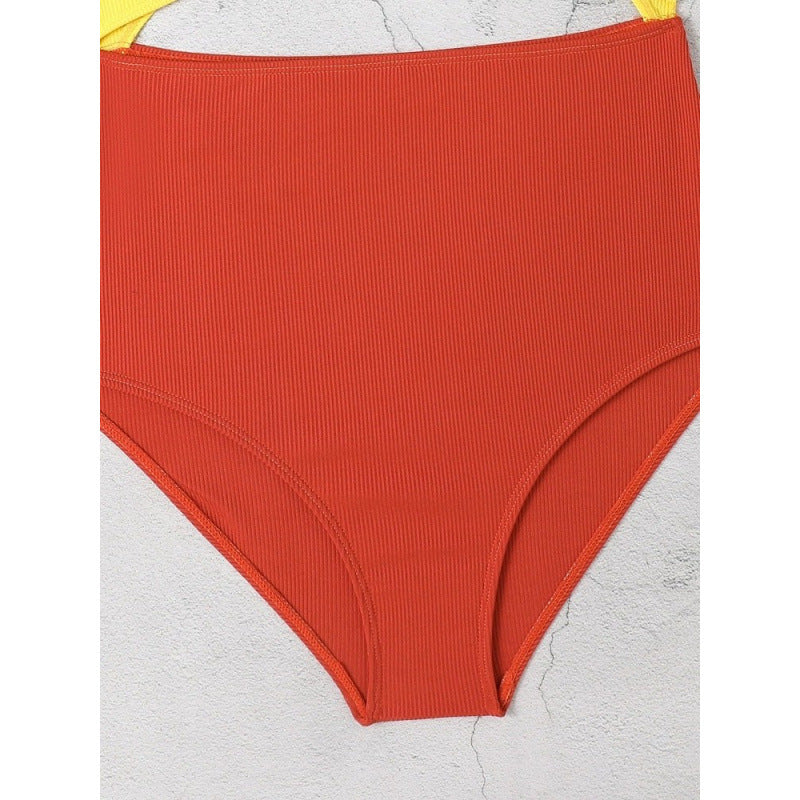 Dame Cut-Out bade dragt med høj talje og indpakningsdesign Skovae
