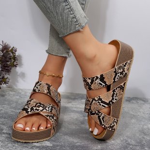 Dame Wedge-sandaler med fleksible remme og ergonomisk fodseng Stilla