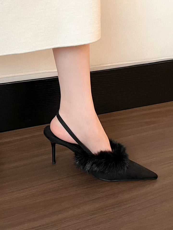 Dame Slingback-pumps med luksuriøs pelsbesætning og elegant spids design Stilla