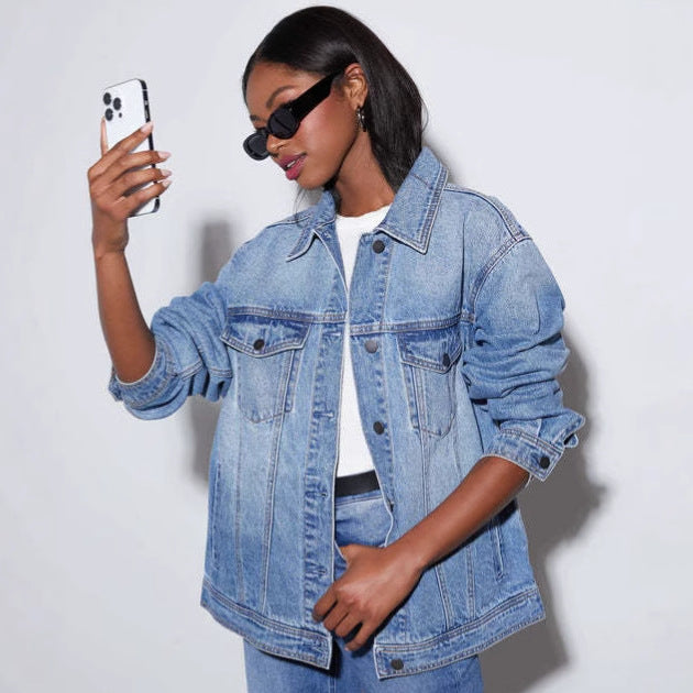 Dame Oversized Denimjakke med moderne detaljer Stilla
