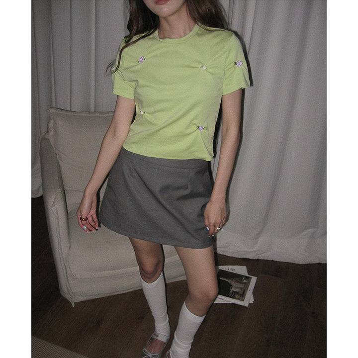 Damer mode T-shirt med dekorative broderielementer Stilla