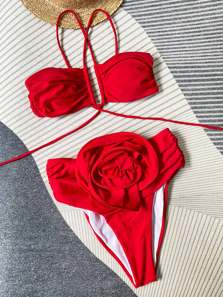 Dame bikinisæt med dekorativt floral-detalje Stilla