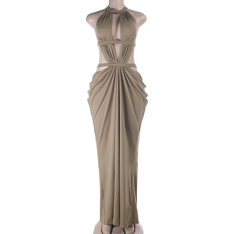 Dame Maxi-kjole med raffineret cut-out-design og asymmetrisk kant Skovae