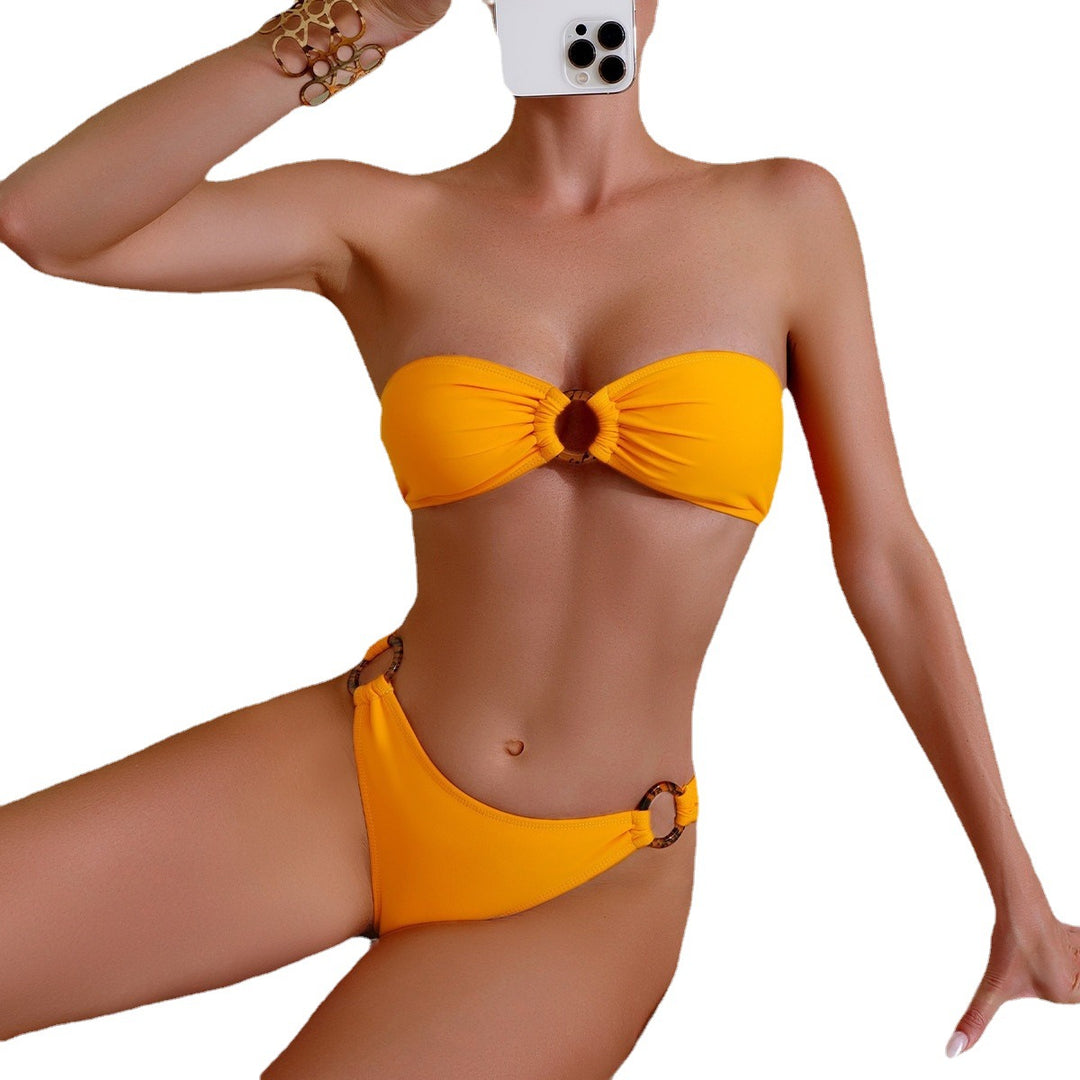 Dame bandeau-bikini med mode strukturdetalje og dekorativ ringakcent Stilla