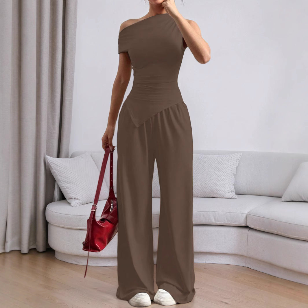 Stilig kvinders jumpsuit med asymmetrisk design og lommer Stilla