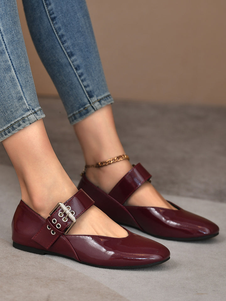 Femme Elegante Flade Sko med Justerbar Rem Stilla