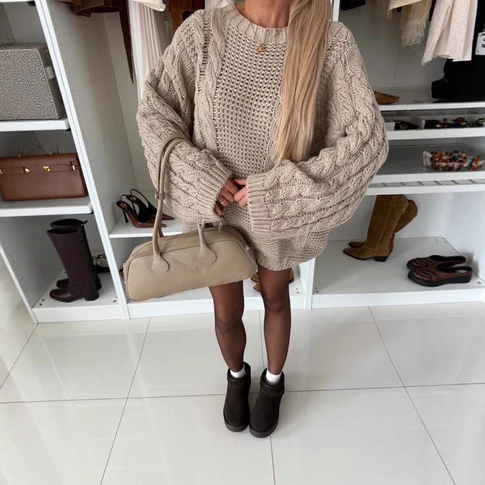 Kvinders strikkede pullover med chunky kabelmønster og oversized pasform Stilla