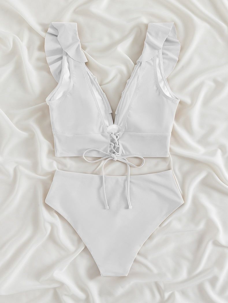 Dame bikini-sæt med flæsede detaljer og raffineret snøre-design Stilla