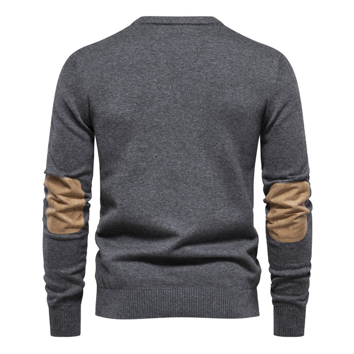 Herrer Rundhals Pullover lavet af fin bomuld med elegante albuepatches Stilla