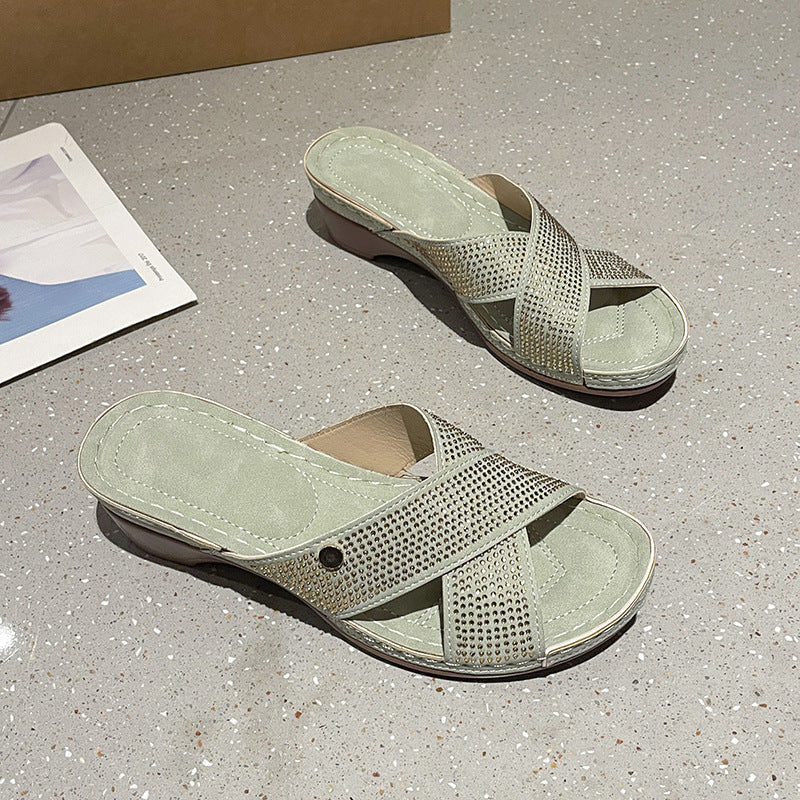 Dame Wedge-sandaler med perforeret overdel og komfortabel indersål Stilla