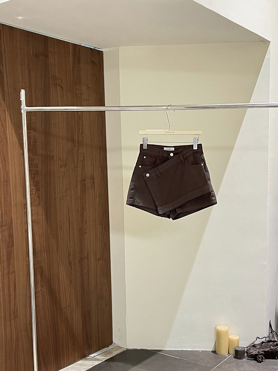 Damer stilfulde højtaljede shorts med asymmetrisk snit og høj kvalitet bomuldsblanding Stilla