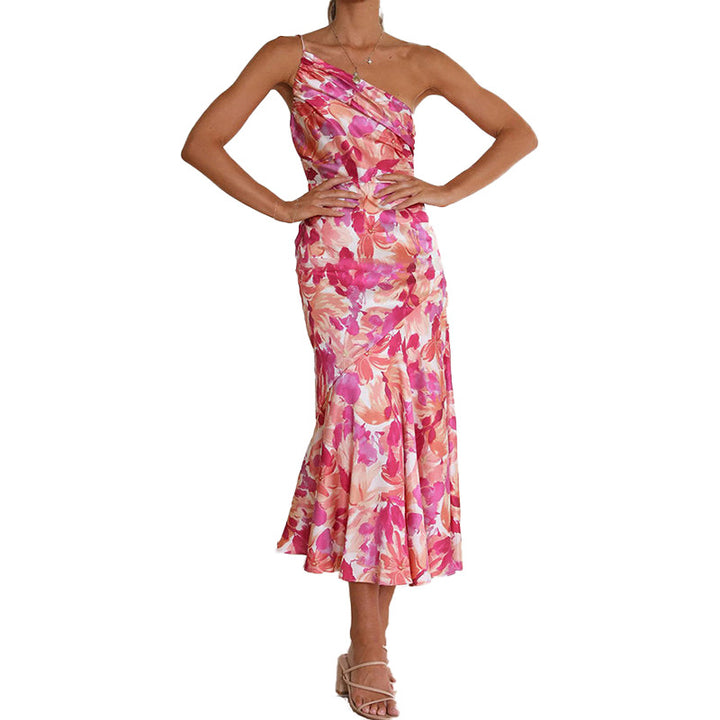 Dame Maxikjole med asymmetrisk snit og floral design Stilla