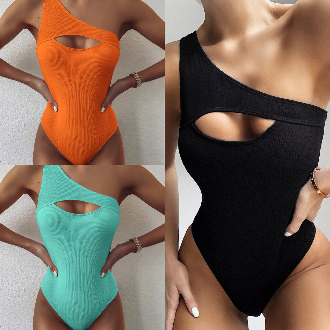 Dame heldragt badedragt med asymmetrisk snit og cut-out-detalje Stilla